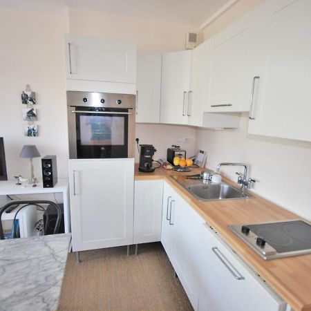 Studio Centre-Ville Royan : Plages Et Commerces A Pied, Balcon, Parking Gratuit - Fr-1-550-7 外观 照片