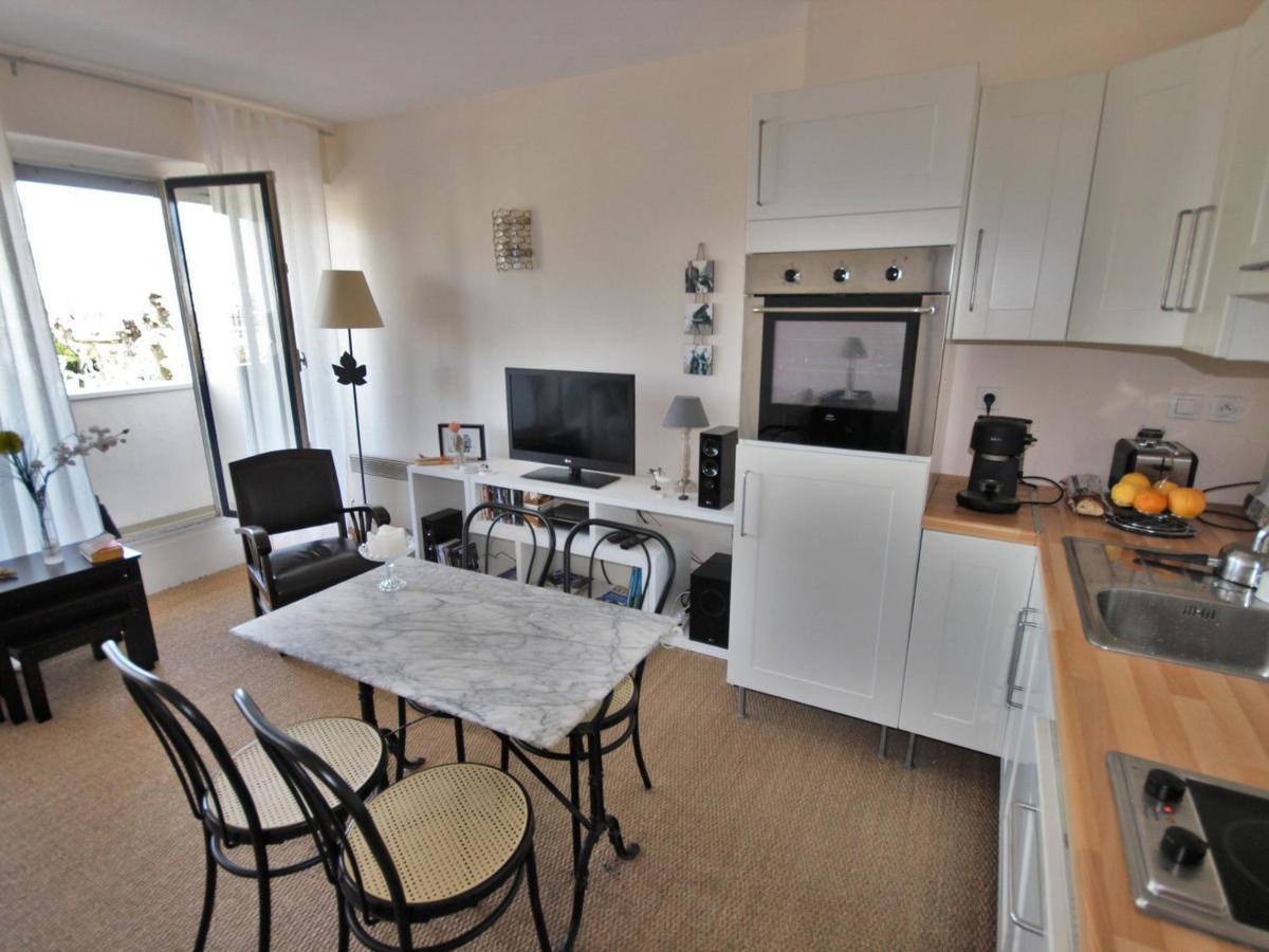 Studio Centre-Ville Royan : Plages Et Commerces A Pied, Balcon, Parking Gratuit - Fr-1-550-7 外观 照片